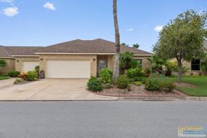 featured image of 42 Torrey Pines Rd