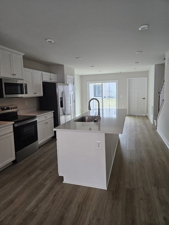 Centennial Circle #18353 - Photo 4 of 26