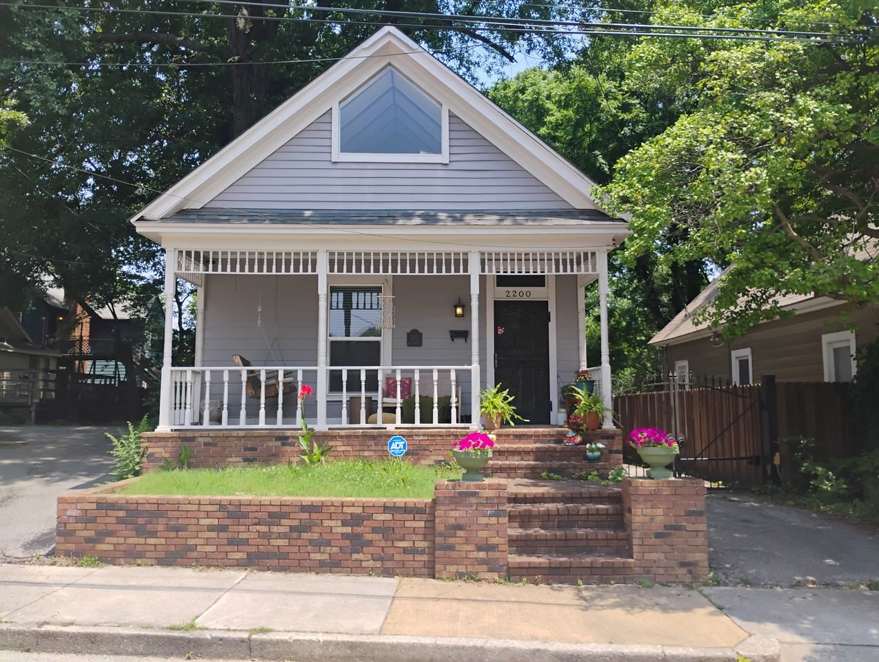 2200 Vinton Ave #NA - Photo 3 of 3