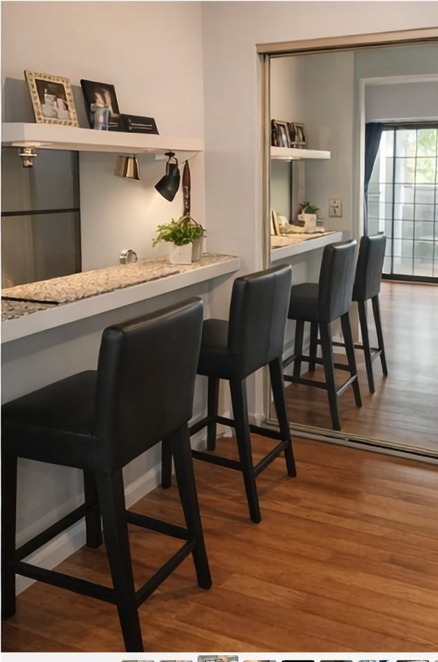 1637 Carriage House Ter #H - Photo 7 of 16