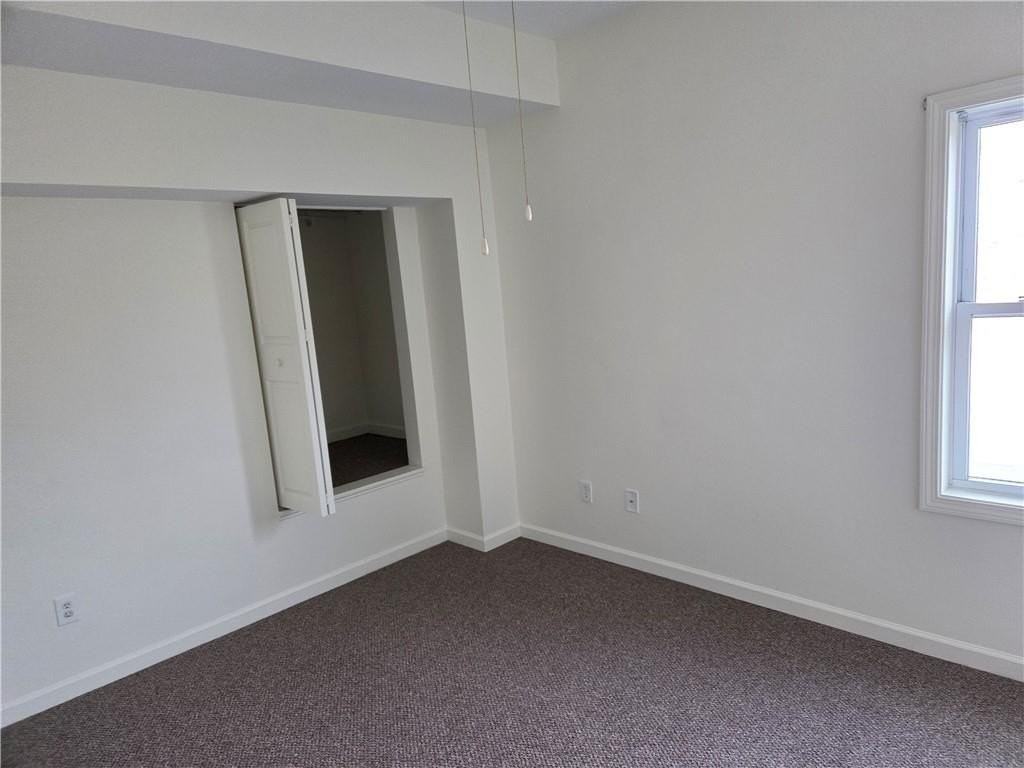 567 S County Trl Apt 321 #321 - Photo 5 of 6