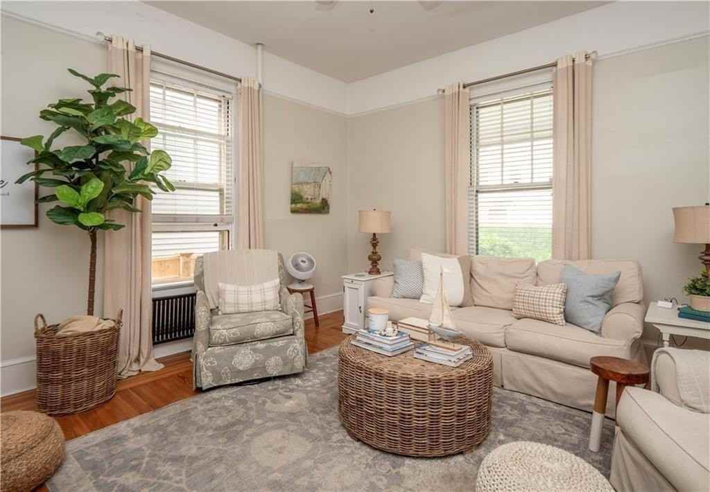 1 Pell St - Photo 4 of 25