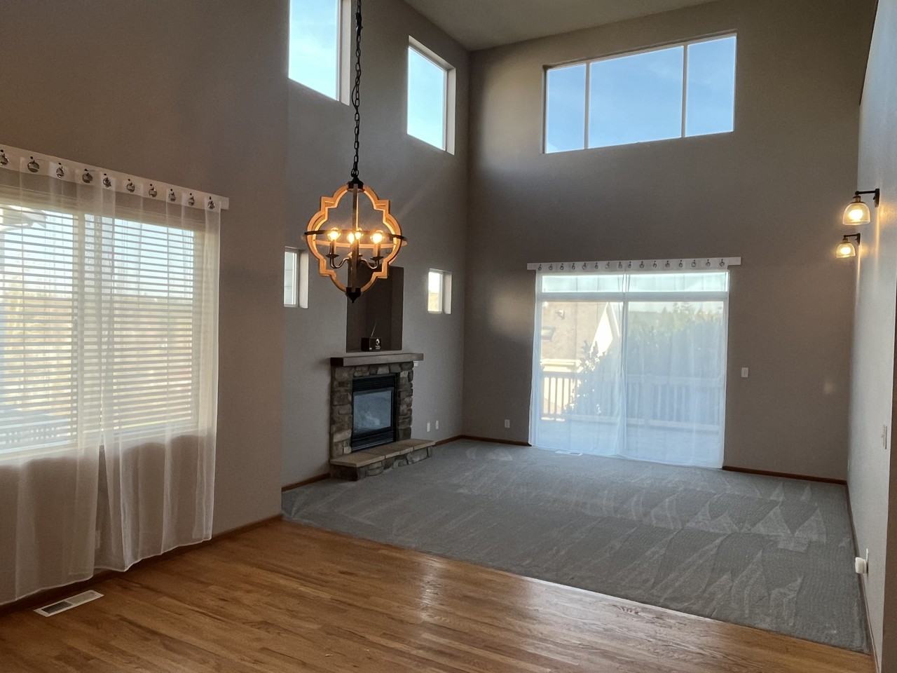 18345 Mount Townsend Dr Ne #NA - Photo 4 of 9