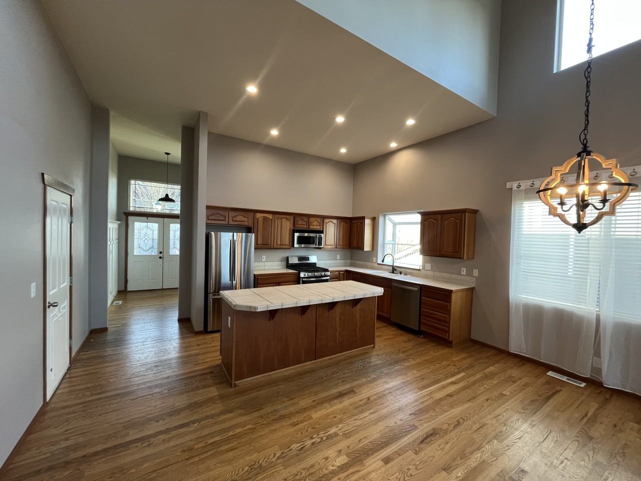 18345 Mount Townsend Dr Ne #NA - Photo 5 of 9