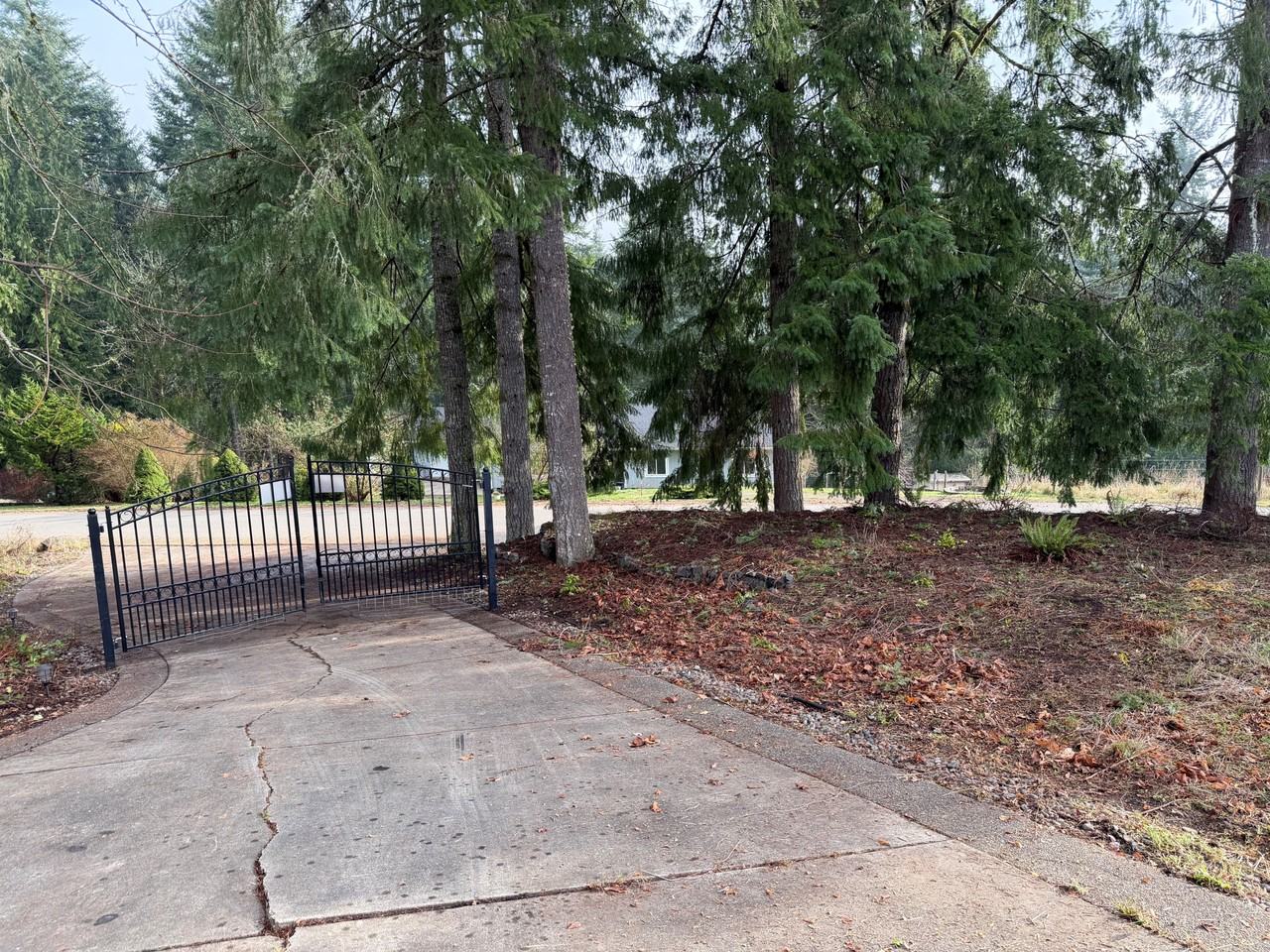 184 Capitol Ridge Rd #NA - Photo 3 of 32