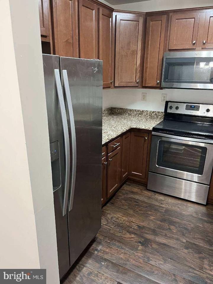 5416UNIT Valley Green Dr Unit 10a5 #10A5 - Photo 3 of 16