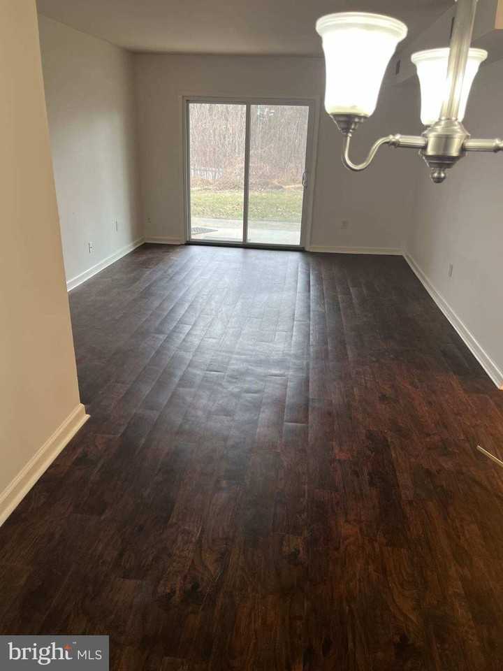 5416UNIT Valley Green Dr Unit 10a5 #10A5 - Photo 5 of 16