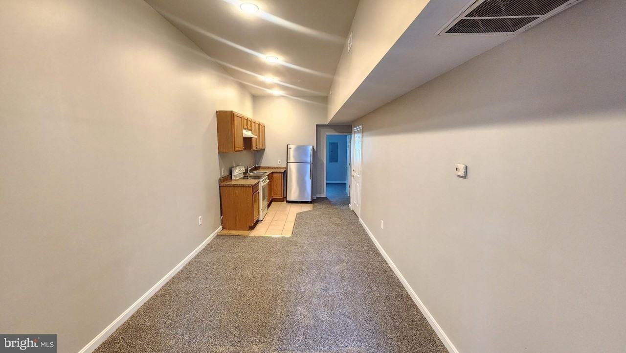 1918 Mcculloh St Apt 2 #2 - Photo 2 of 12