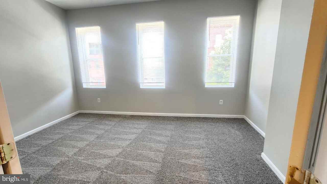 1918 Mcculloh St Apt 2 #2 - Photo 4 of 12