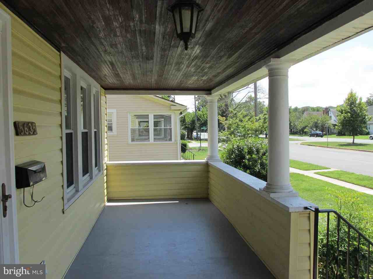 5635 Oregon Ave - Photo 4 of 32