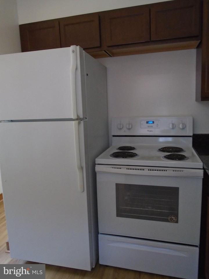 8484 Main St - Photo 3 of 9