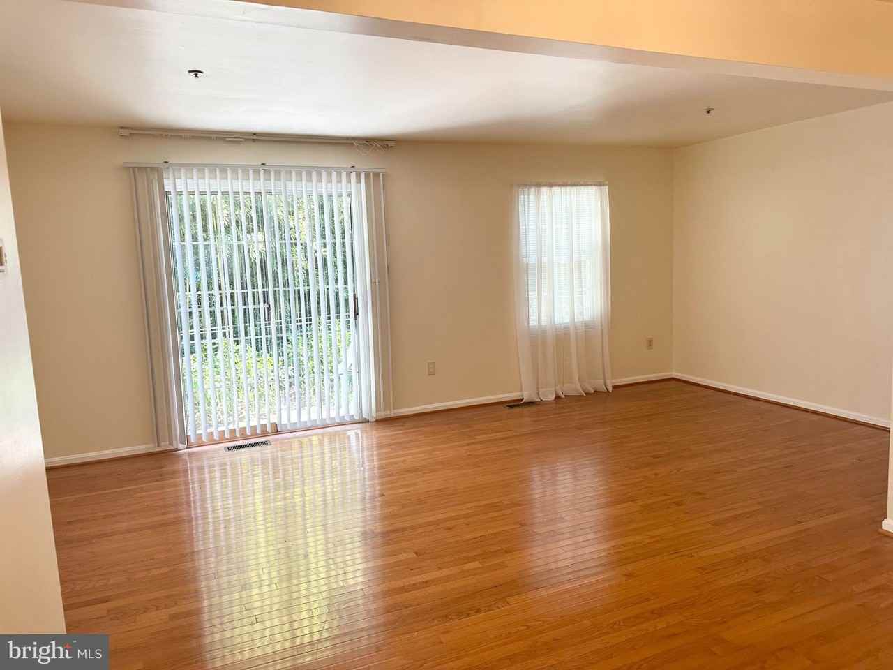 18437 Mayapple Ct - Photo 5 of 17