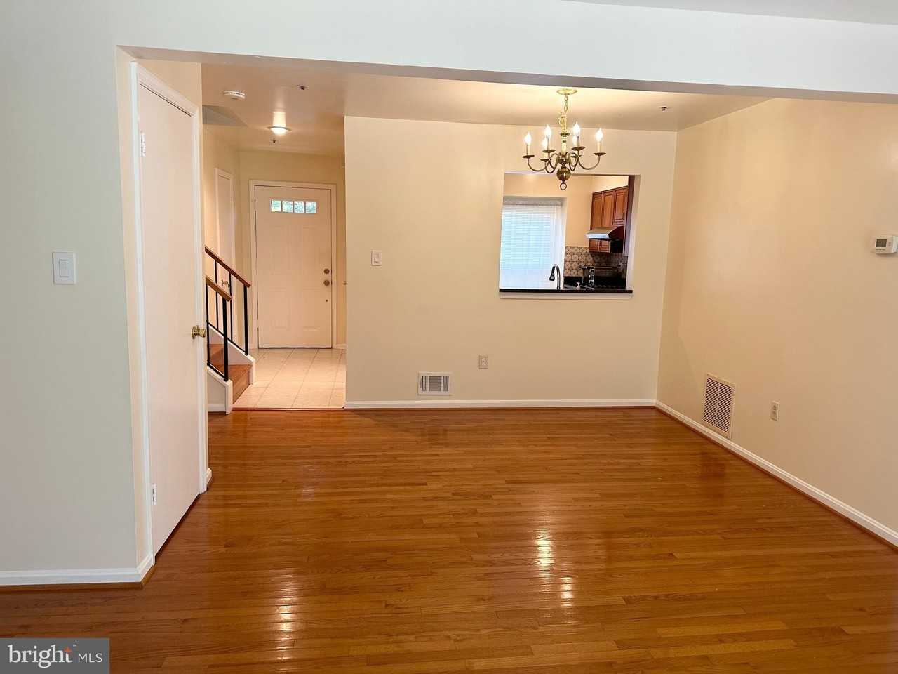 18437 Mayapple Ct - Photo 6 of 17