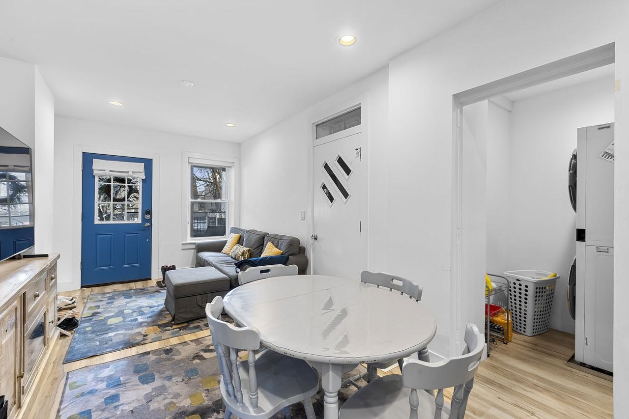 3144 N Spaulding Ave #1 - Photo 6 of 8