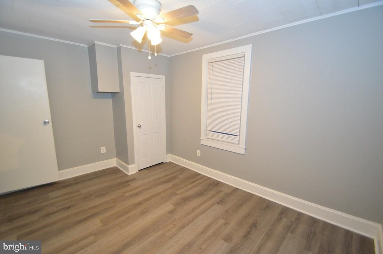 374 Farnsworth Ave - Photo 7 of 8