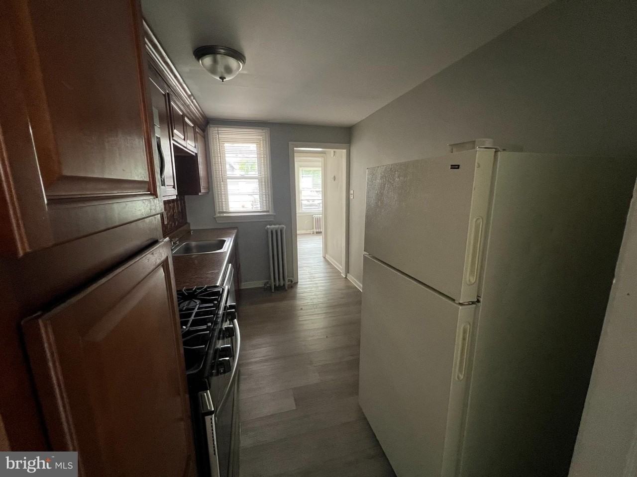 420 Cinnaminson Ave Unit 3 #3 - Photo 6 of 10