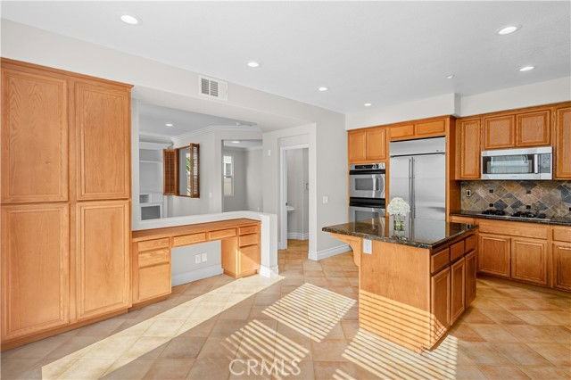 5356 Charlotta Dr - Photo 6 of 8