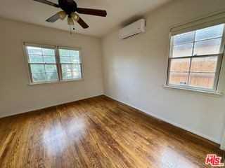 4085 Michael Ave - Photo 2 of 8