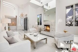 227 Fowling St - Photo 3 of 8