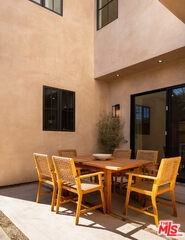 1008 Oakwood Ave - Photo 3 of 8