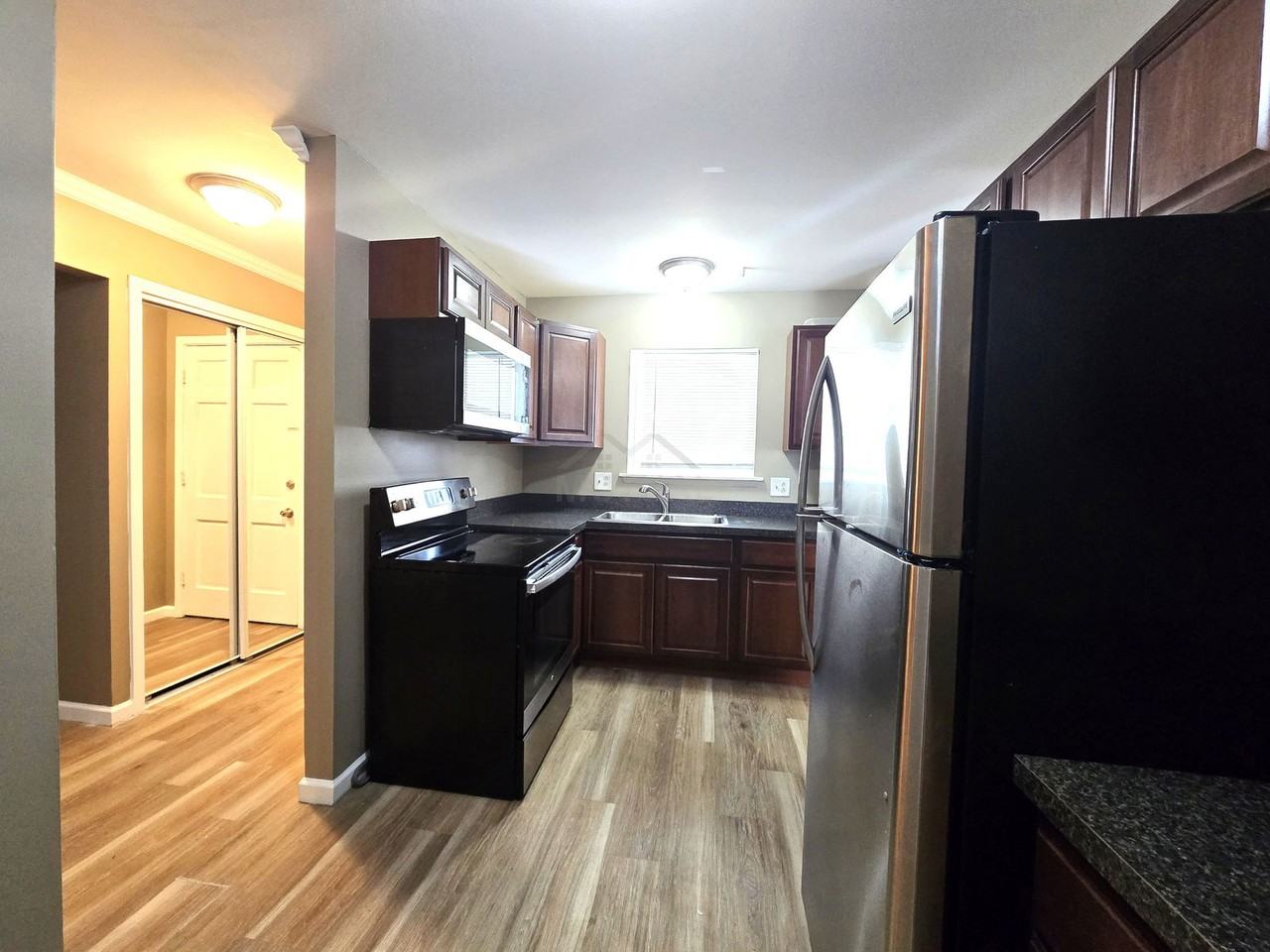 30240 Southfield Rd #261 - Photo 4 of 8