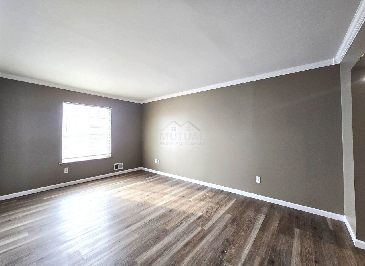 30240 Southfield Rd #261 - Photo 7 of 8