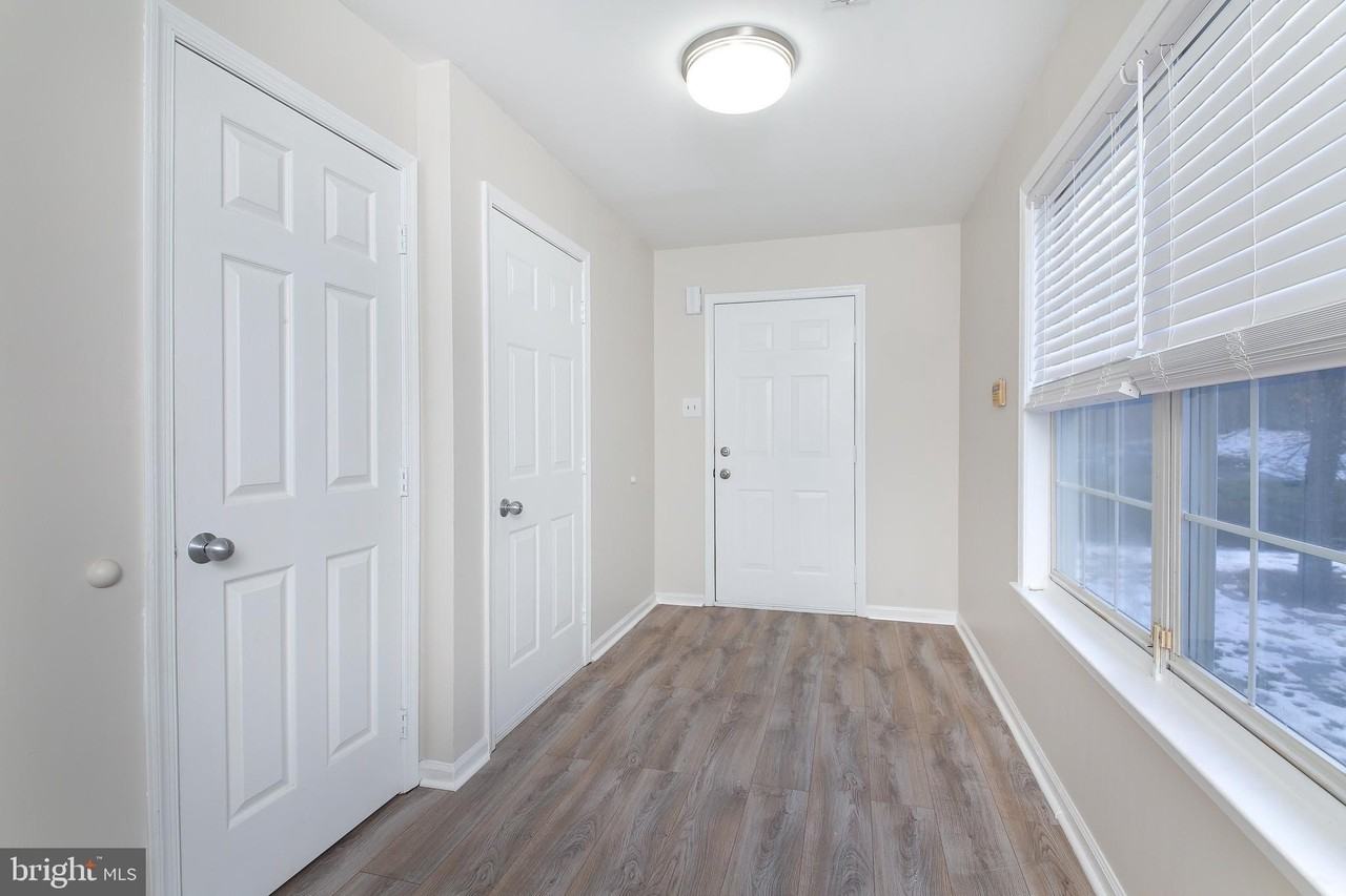 200 Dylan Dr - Photo 4 of 30