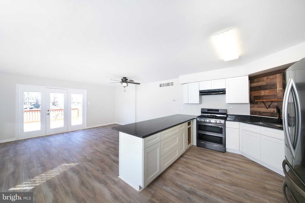 200 Dylan Dr - Photo 7 of 30