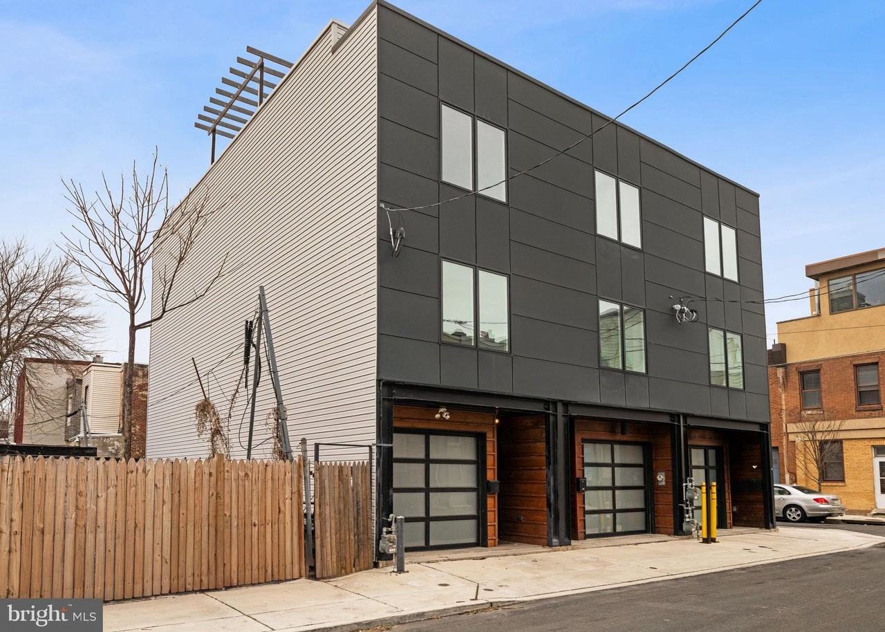 2528 E Albert St - Photo 2 of 37