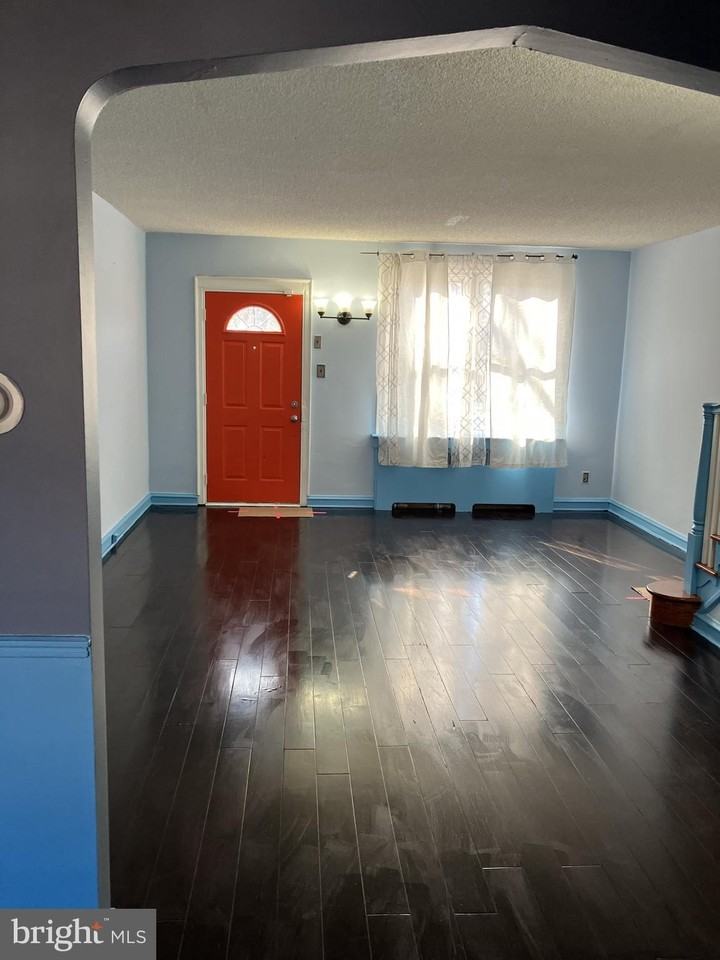 3303 Glenview St - Photo 2 of 7