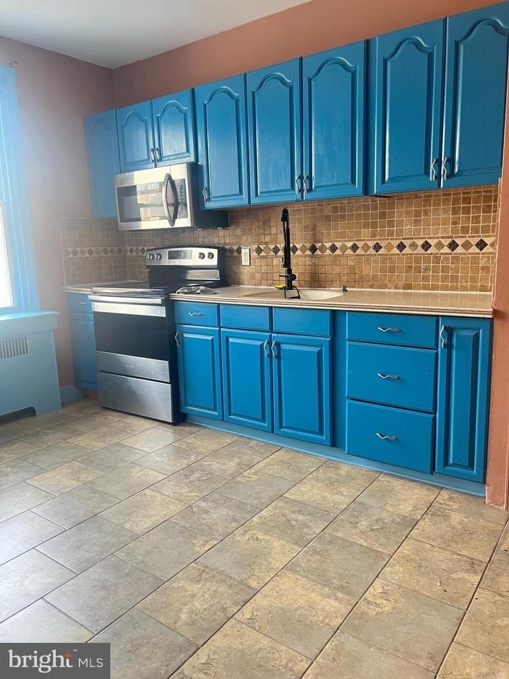 3303 Glenview St - Photo 5 of 7