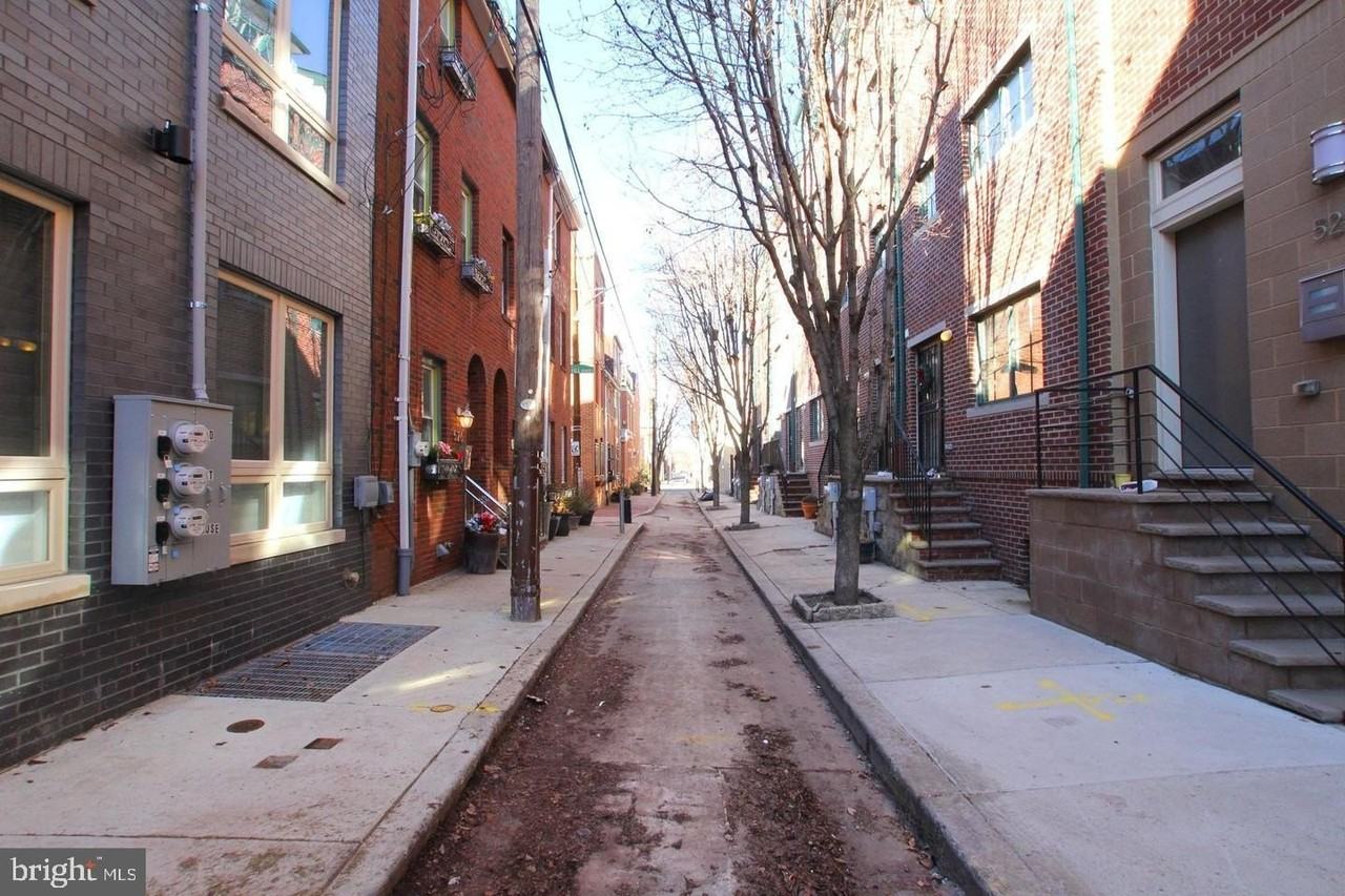 522 Montrose St Unit A #A - Photo 3 of 29