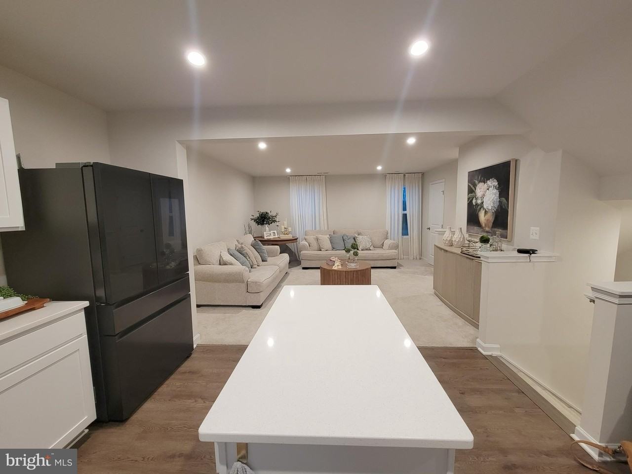 2582 Laurel Park Dr - Photo 5 of 22