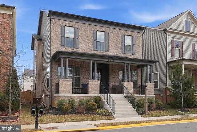 22912 Bubbling Brook Dr - Photo 2 of 41