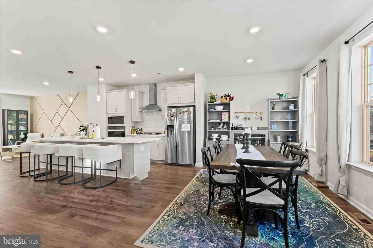 9354 Barnes Loop - Photo 5 of 15