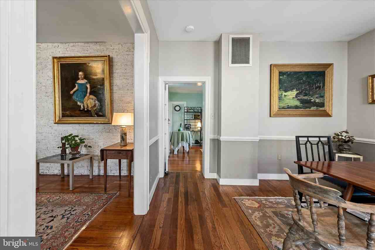 6 E Cecil St - Photo 6 of 34