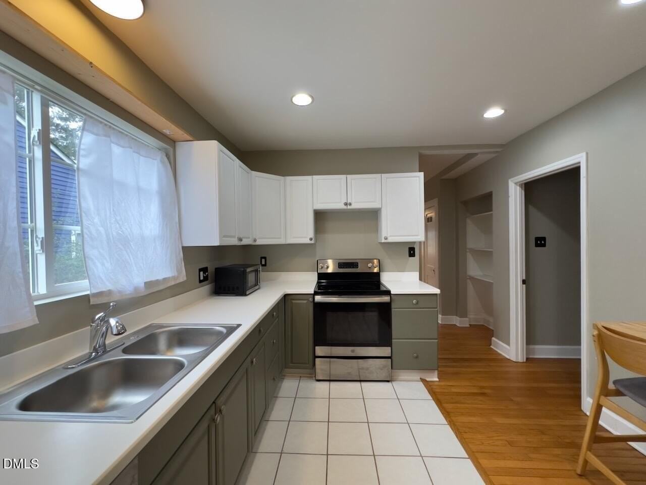 119 S Pettigrew St - Photo 7 of 19