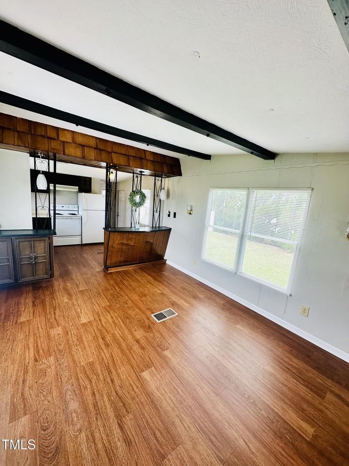 841 Chalybeate Springs Rd - Photo 2 of 24