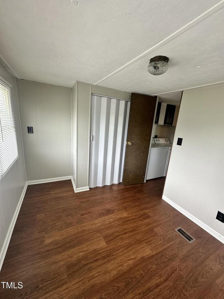 841 Chalybeate Springs Rd - Photo 6 of 24