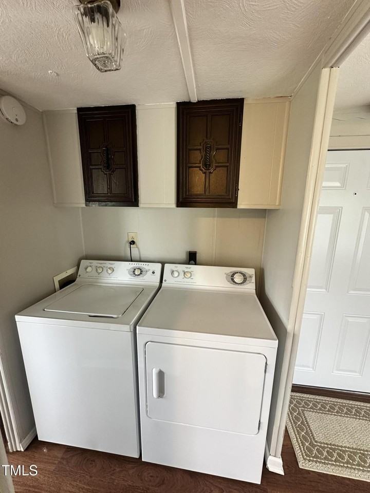 841 Chalybeate Springs Rd - Photo 7 of 24