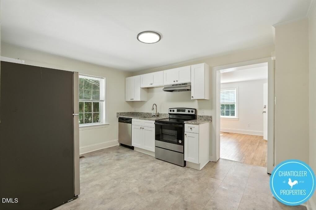 1106 Garner Rd Apt B #B - Photo 2 of 28