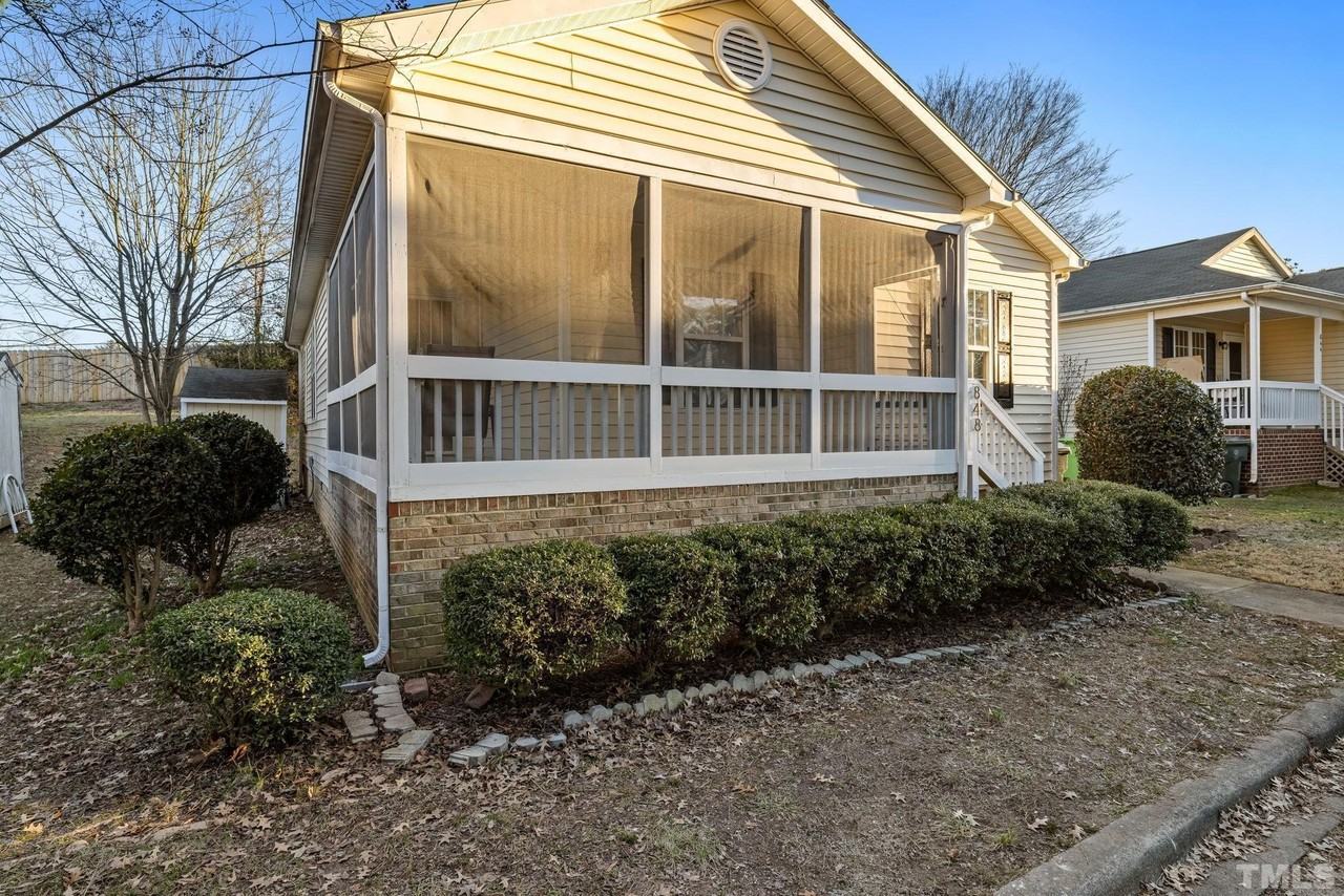 848 Darby St - Photo 2 of 18