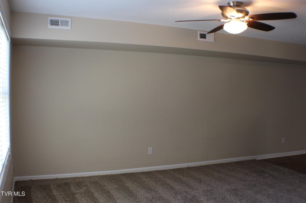 730 Sir Echo Dr Apt 8 #8 - Photo 6 of 26