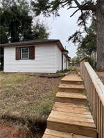 featured image of 107A Davis St