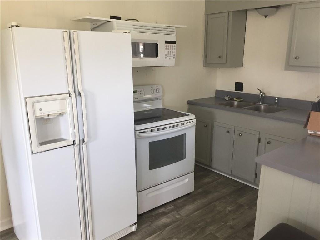 104 S Ann St Apt A #A - Photo 4 of 7