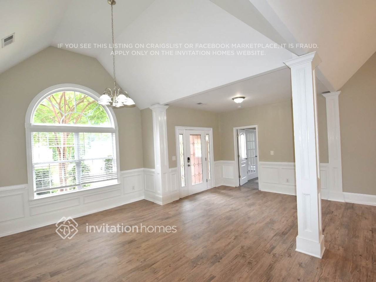 302 Grandiflora Dr - Photo 4 of 16