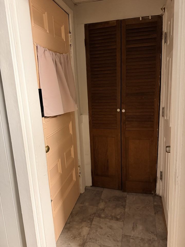 166 W Elm Ave #1 - Photo 4 of 18