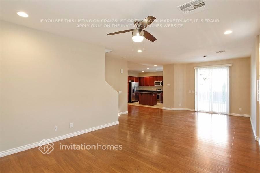 10541 Danielson Ave - Photo 4 of 22