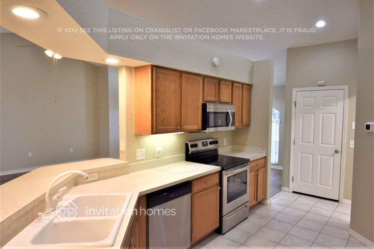 2541 Pine Valley Dr - Photo 5 of 13