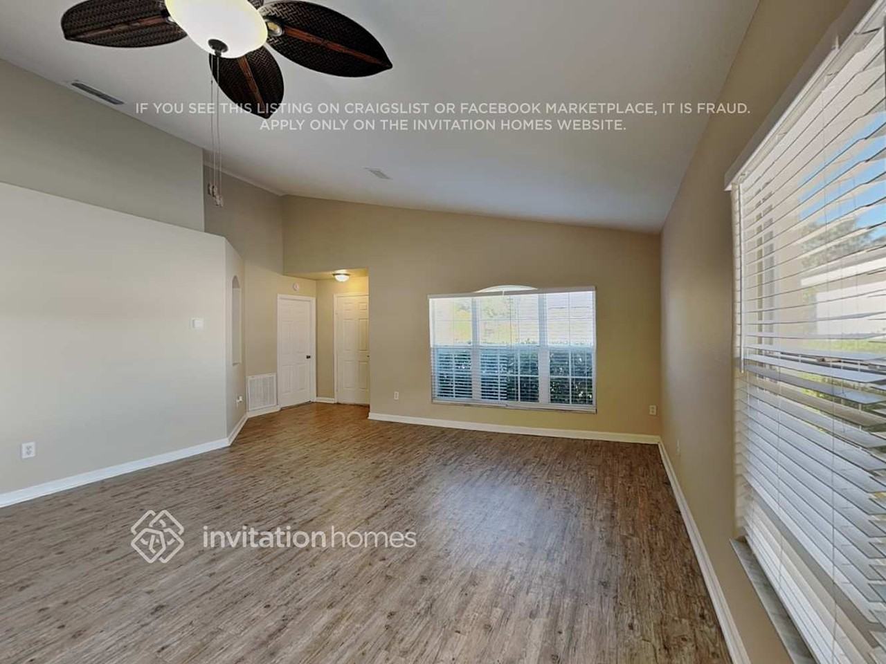 2825 Falcon Crest Pl - Photo 3 of 17